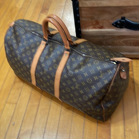 Louis Vuitton Vintage Boston Keepall 55 Travel Bag. - Picture 3 of 16